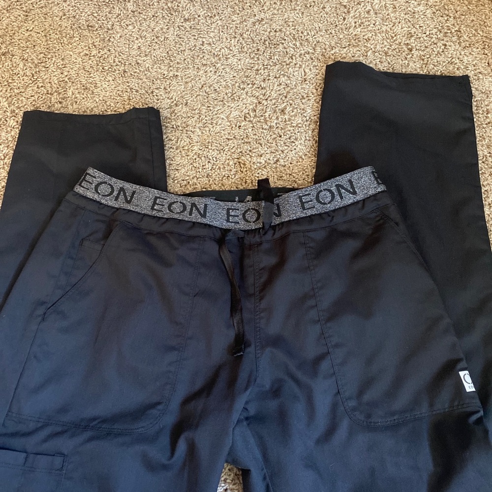 EON scrub pants